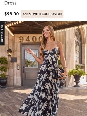Vici Black & Cream Floral Pleated Maxi Dress